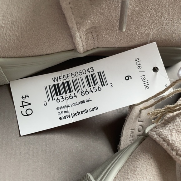 Pale pink suede high top sneaker - Picture 3 of 3